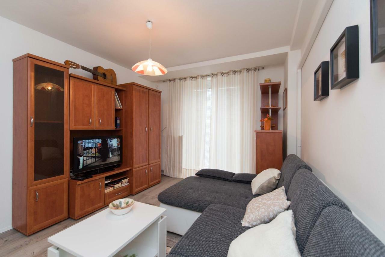 Lux Apartament *